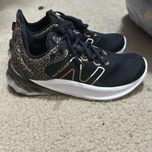 Women Cheetah New Balance